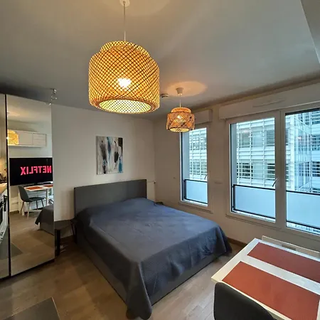 Design & Cosy Avec Parking Apartmán *